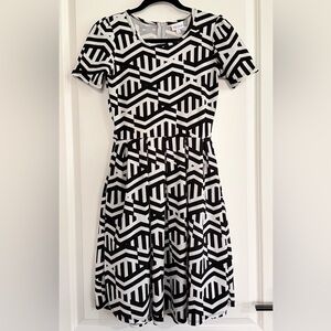 LuLaRoe Amelia Dress XS - Black & White Geo Tribal Print - Like New/worn once